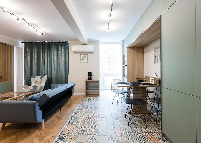 Joy City Victoriei 7d-8 *