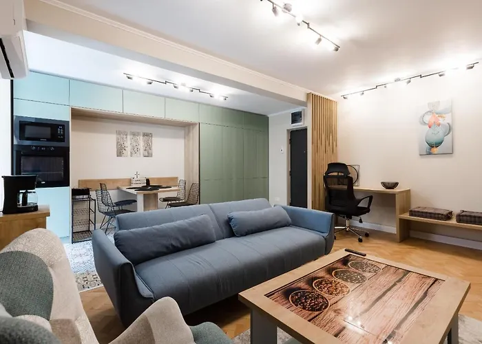 Joy City Victoriei 7d-8 *